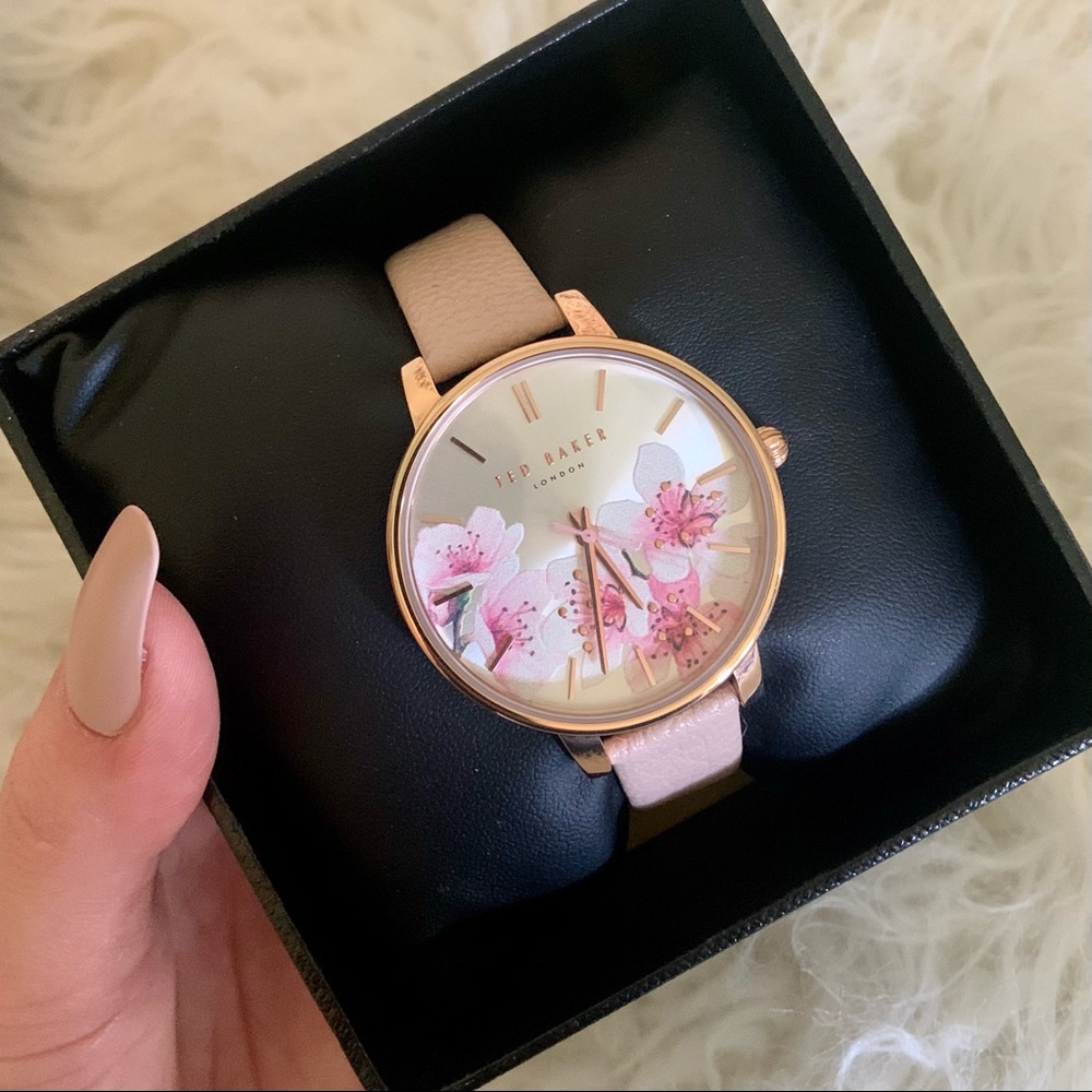 🌸 TED BAKER WATCH 🌸